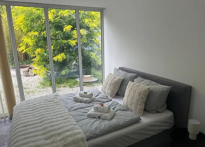 Design-ferienhaus Mit Garten, Kino & 5 Schlafzimmern فيلة *