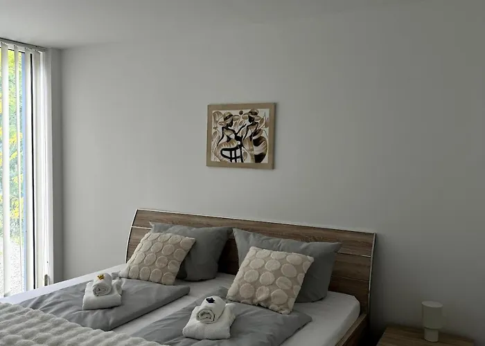 Design-ferienhaus Mit Garten, Kino & 5 Schlafzimmern فيلة ديبورغ