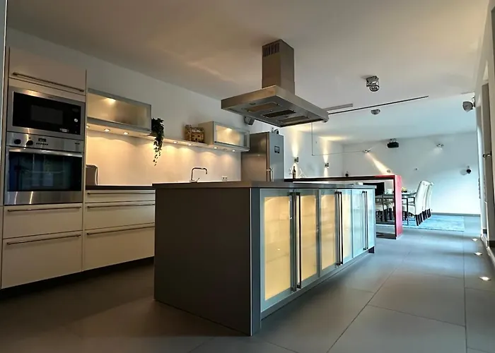 فيلة Design-ferienhaus Mit Garten, Kino & 5 Schlafzimmern ديبورغ